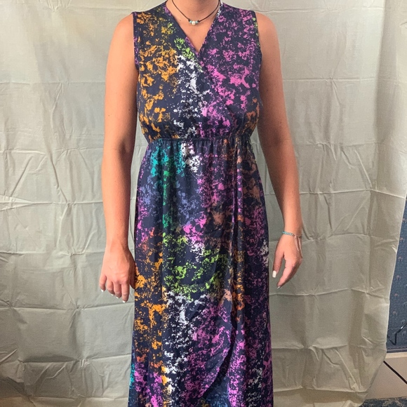 Romeo & Juliet Couture Dresses & Skirts - NWOT. sleeveless multi colored maxi dress